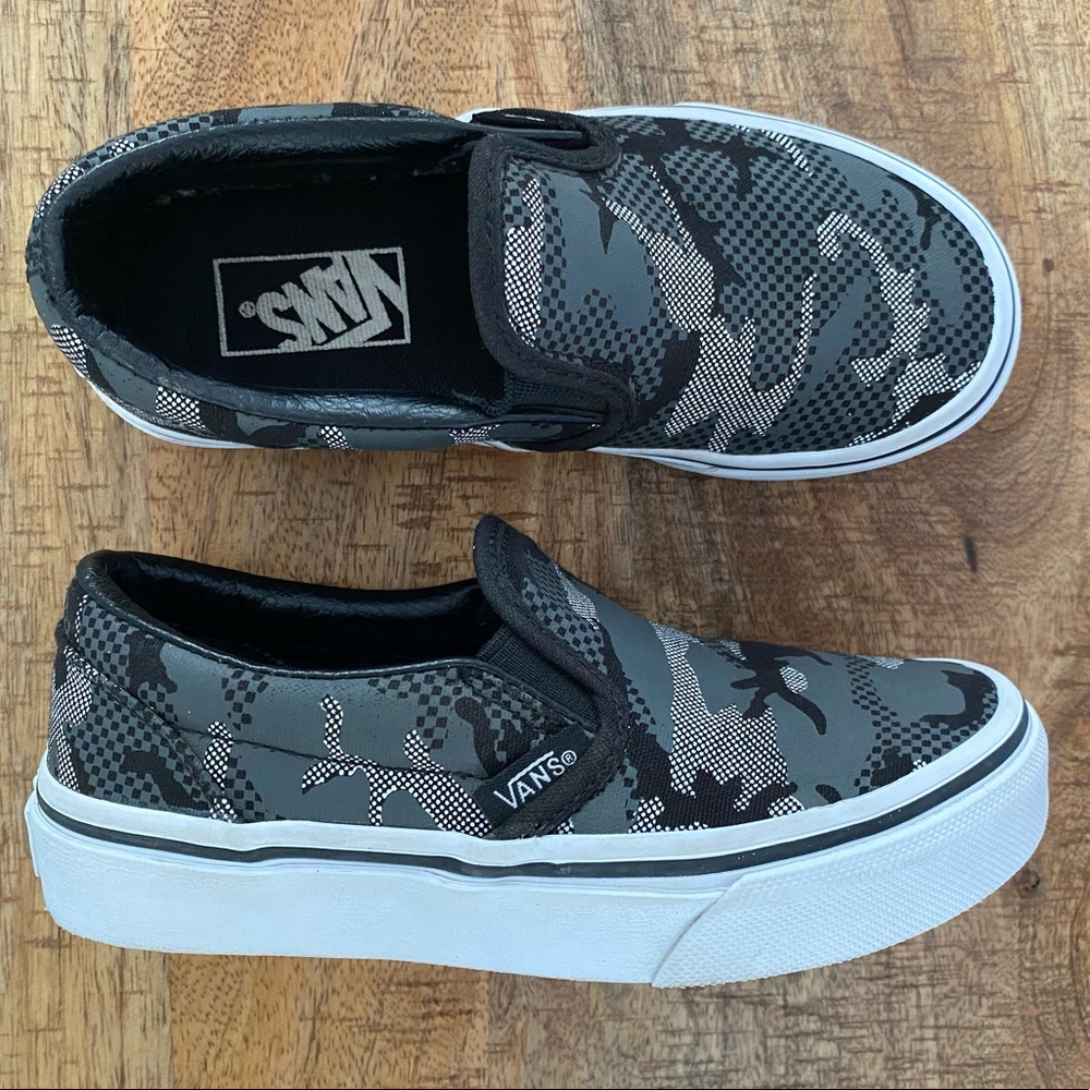 Vans slip on sneakers